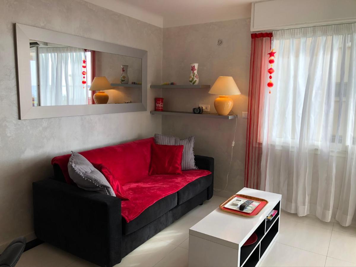 Cannes Les Pins Екстериор снимка